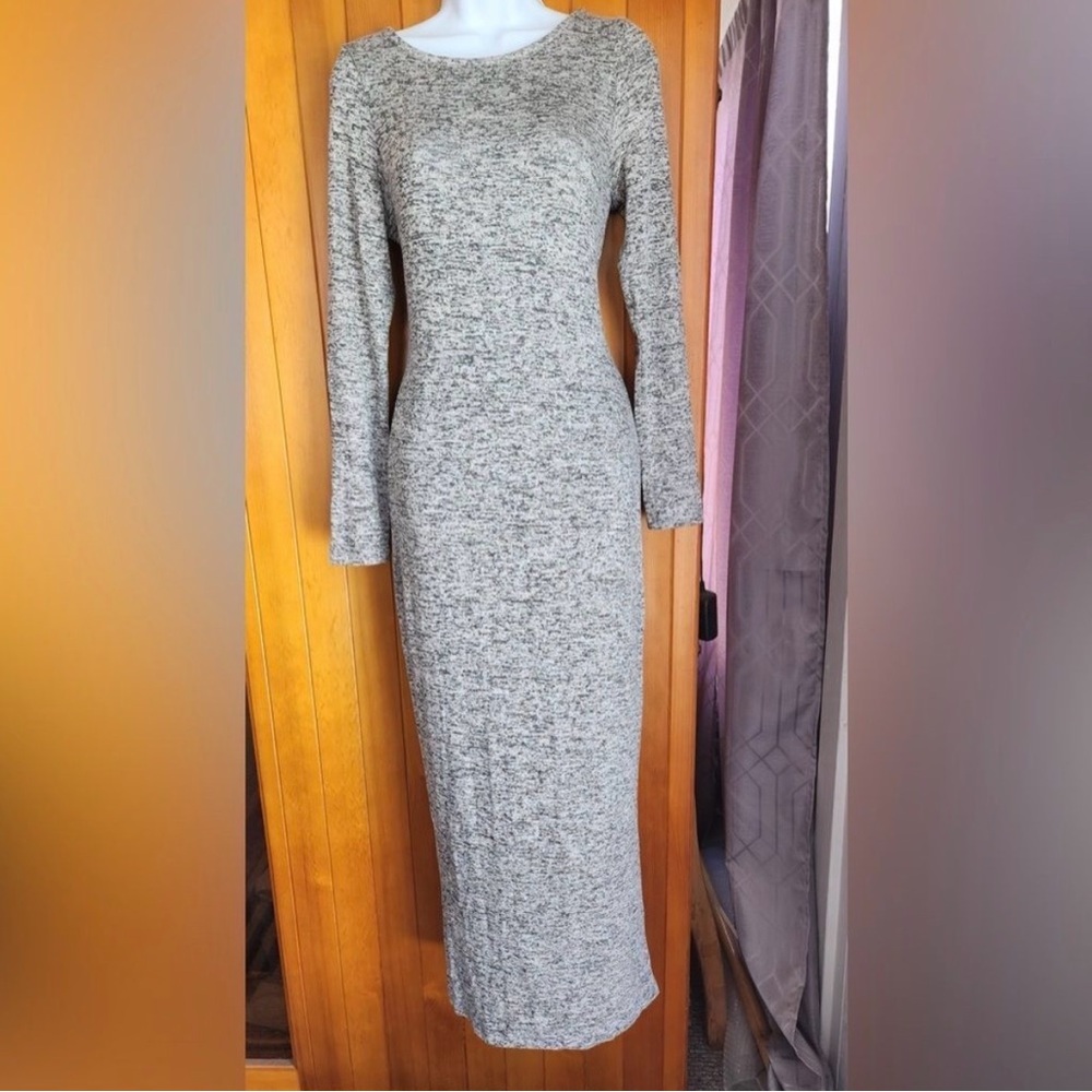 Happening in the Present Heather Gray
Long Sleeve Dress